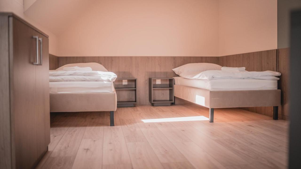 Wellness Penzion Smerdzonka - Kupele Pieniny Cerveny Klastor Ngoại thất bức ảnh